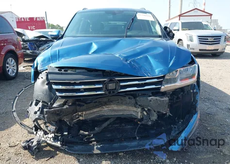 2019 Volkswagen Tiguan Se/Sel/Sel R-Line Jet-Black/Sel R-Line z USA, uszkodzony, nr VIN 3VV2B7AX4KM083120